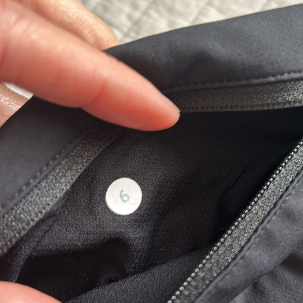Vtg rare Lululemon Circuit Breaker pleated Skort II black size 6 women’s - Picture 8 of 15
